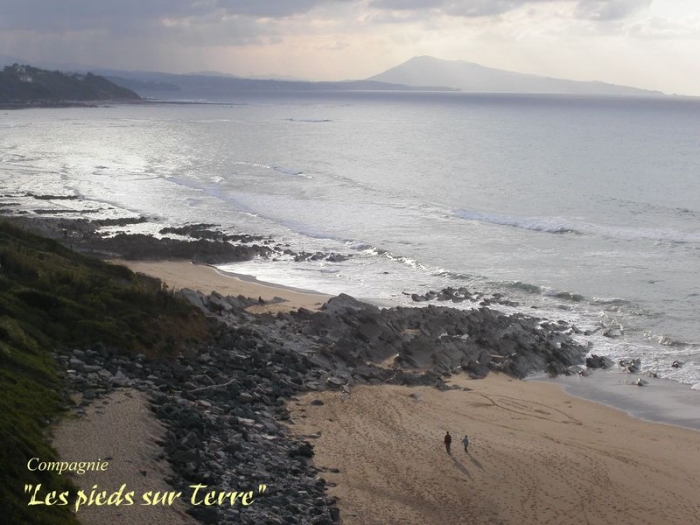 Cie "Les pieds sur Terre"